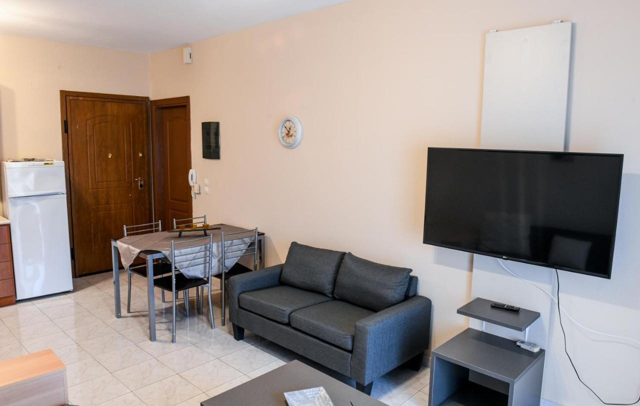 Papi'S Free Parking Apartments 2 - 2 Bedroom 亚历山德鲁波利斯 外观 照片