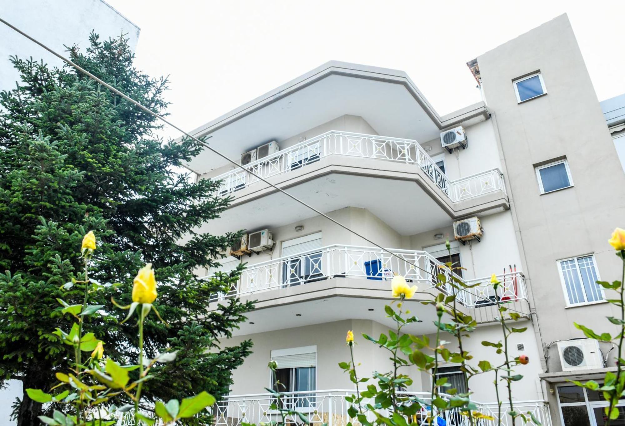 Papi'S Free Parking Apartments 2 - 2 Bedroom 亚历山德鲁波利斯 外观 照片