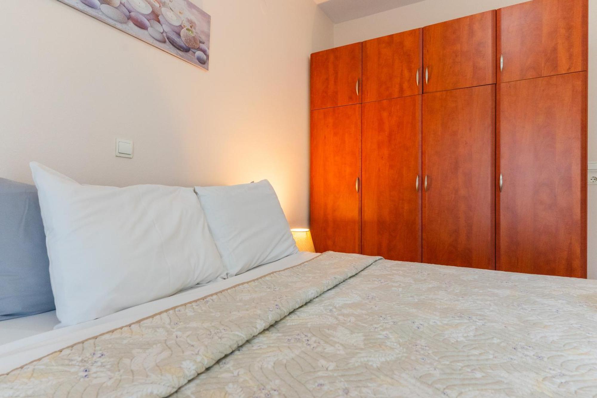 Papi'S Free Parking Apartments 2 - 2 Bedroom 亚历山德鲁波利斯 外观 照片
